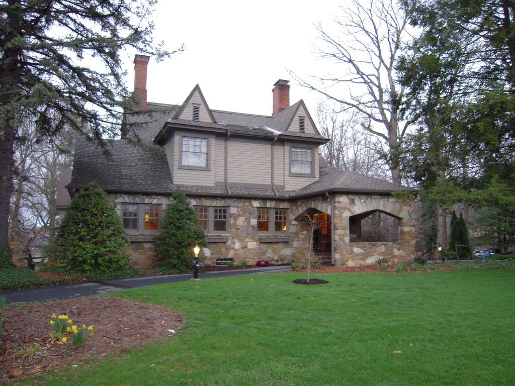 North Lodge On Oakland Bed And Breakfast Asheville Dış mekan fotoğraf